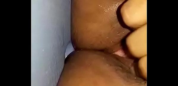  Wife fingring for fuck